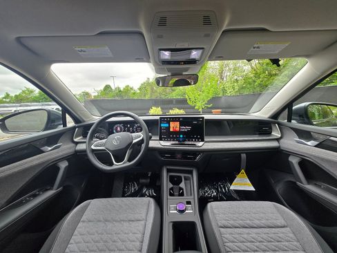 New 2026 Volkswagen Tiguan S AWD/4WD image 14