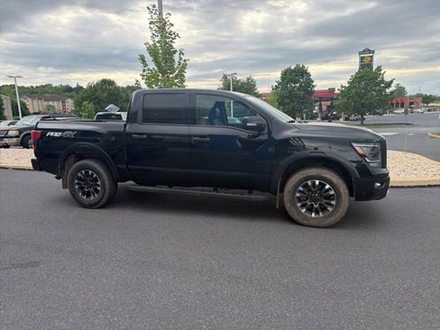 Used 2024 Nissan Titan PRO-4X w/ Pro-4x Convenience Package AWD/4WD image 9