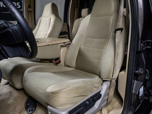 Used 2008 Ford F250 Lariat image 26