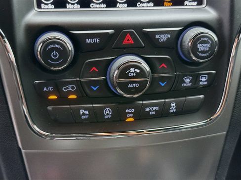Used 2018 Jeep Grand Cherokee Altitude RWD image 17