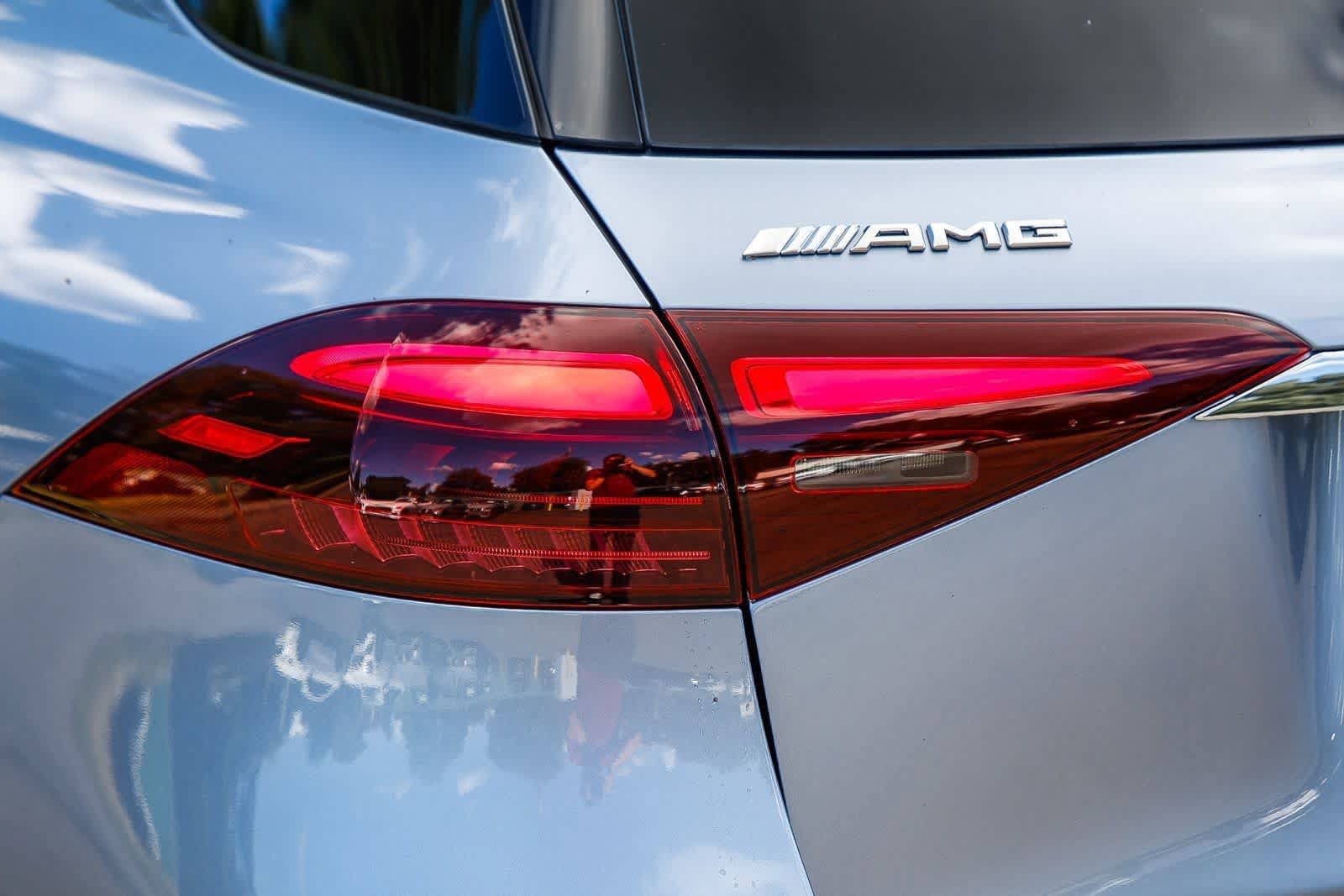New 2026 Mercedes-Benz GLE 53 AMG 4MATIC image 9