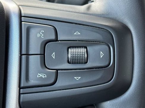 Used 2025 GMC Sierra 1500 SLT RWD image 39
