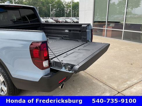 Used 2025 Honda Ridgeline RTL image 16