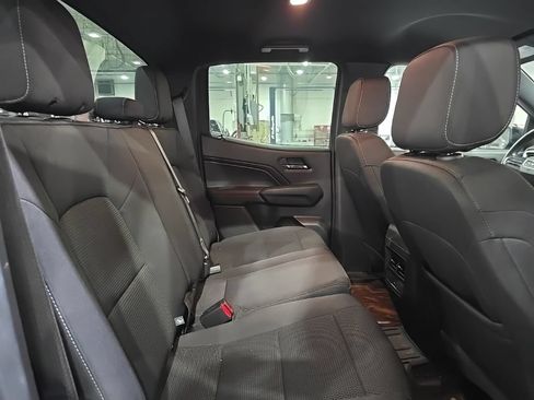 Used 2024 GMC Canyon Elevation RWD image 10
