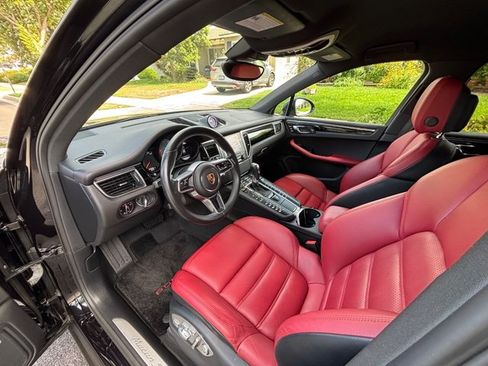 Used 2017 Porsche Macan S AWD/4WD image 32