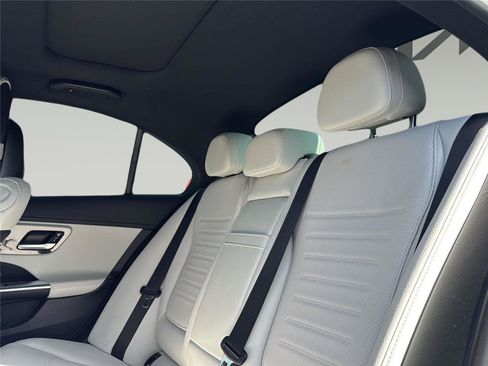 Used 2023 Mercedes-Benz C 300 Sedan image 25