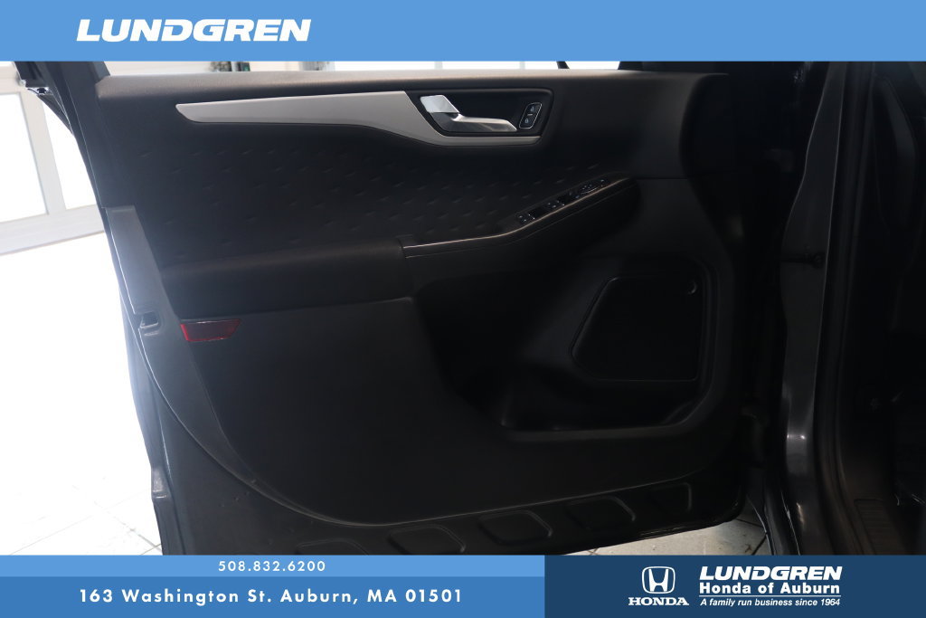 Used 2020 Ford Escape SE AWD/4WD image 8