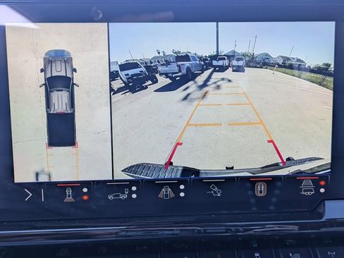 Used 2025 Chevrolet Silverado 2500 ZR2 w/ ZR2 Bison Edition image 14