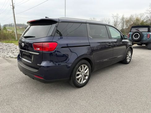 Used 2019 Kia Sedona EX FWD image 9