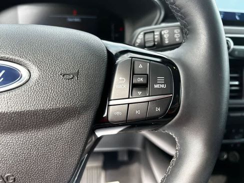 Certified 2023 Ford Escape Active AWD/4WD image 9