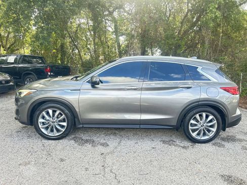 Used 2019 INFINITI QX50 Essential w/ Premium Heat Package FWD image 4