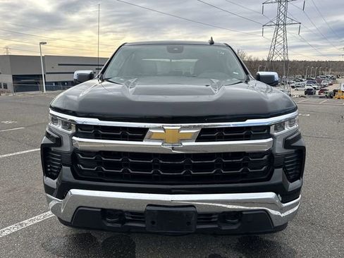 Used 2025 Chevrolet Silverado 1500 LT AWD/4WD image 28