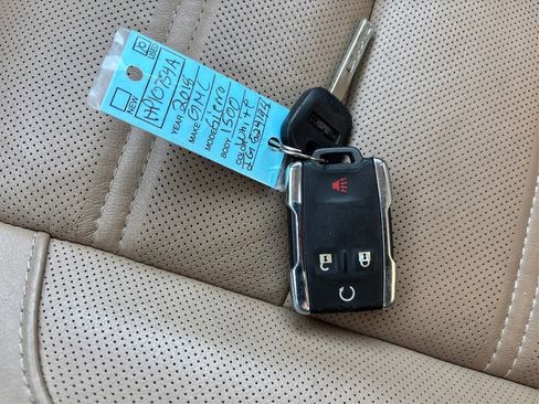 Used 2018 GMC Sierra 1500 Denali image 38