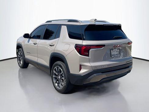 Used 2025 GMC Terrain Elevation w/ Elevation Premium Package AWD/4WD image 4