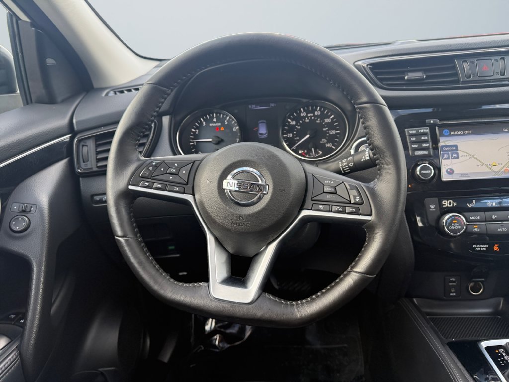 Used 2017 Nissan Rogue Sport SL w/ SL Premium Package AWD/4WD image 12