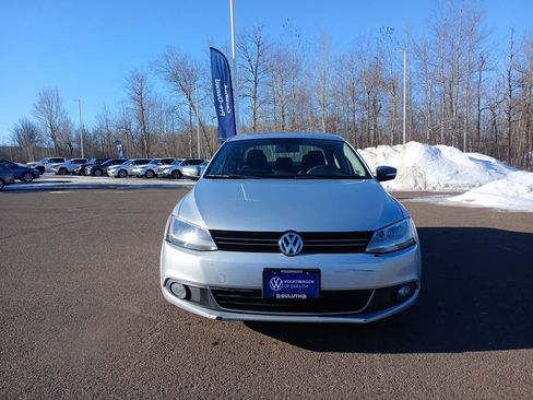 Used 2011 Volkswagen Jetta TDI image 8
