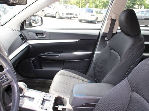 Used 2012 Subaru Outback 2.5i AWD/4WD image 14