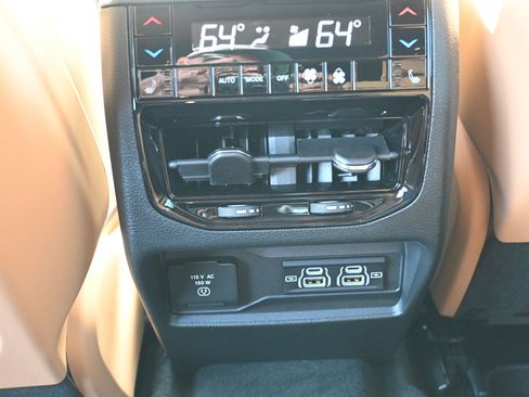 New 2025 Jeep Grand Cherokee L Summit w/ Obsidian Package image 22