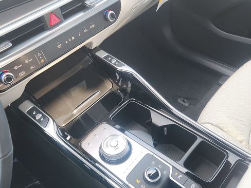 New 2026 Kia Sorento SX Prestige AWD/4WD image 25