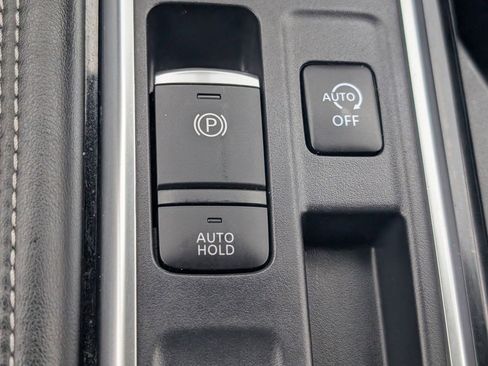 Certified 2024 Nissan Pathfinder Platinum w/ Cargo Package FWD image 21