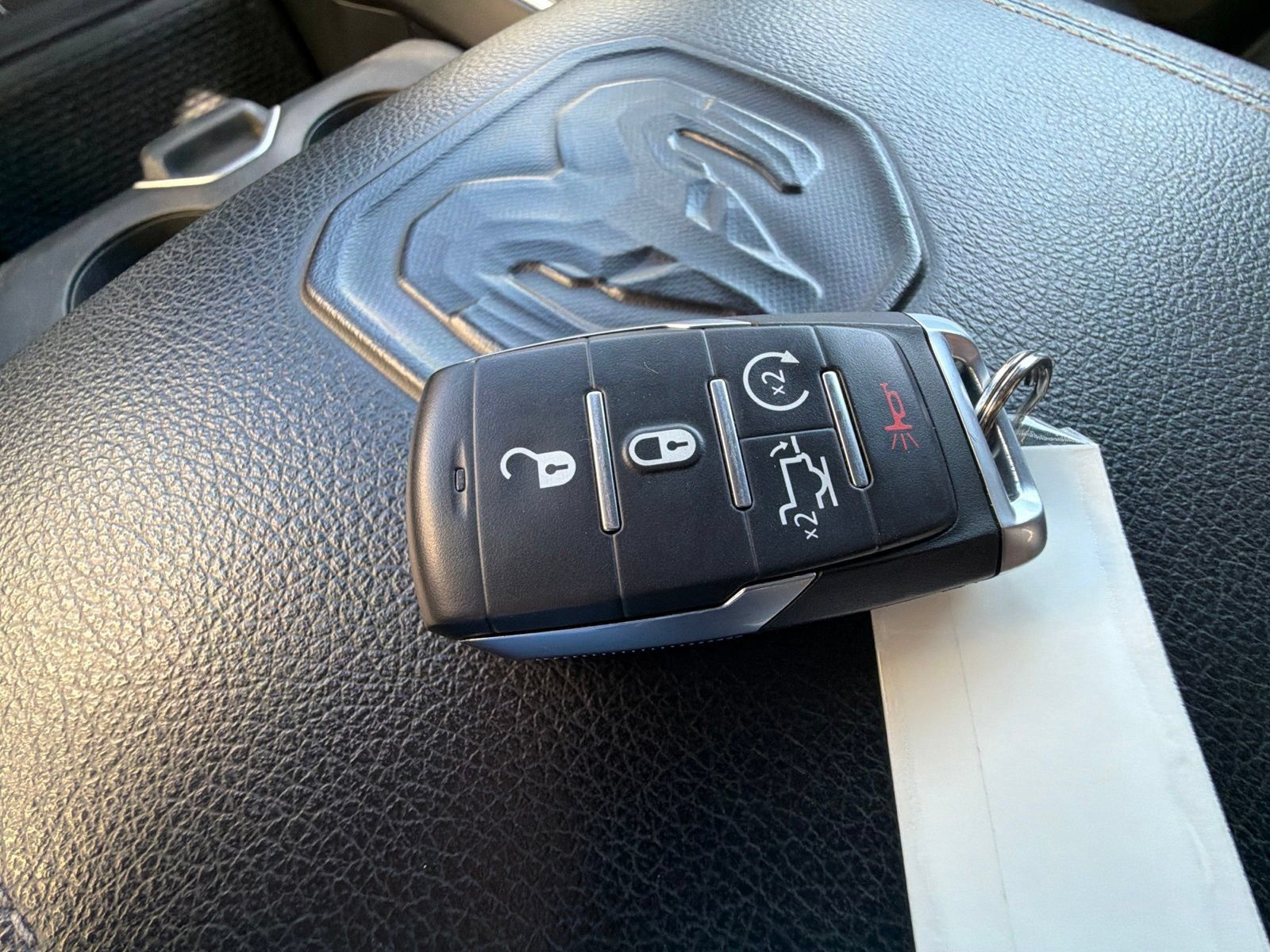 Used 2023 RAM 1500 Laramie AWD/4WD image 25