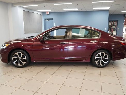 Used 2016 Honda Accord EX-L image 2