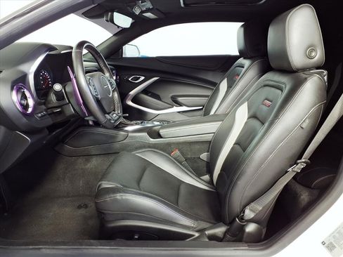 Used 2022 Chevrolet Camaro SS image 17