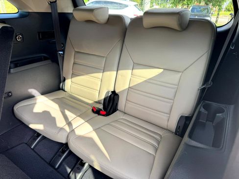 Used 2020 Kia Sorento EX image 28