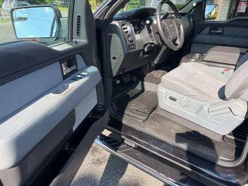 Used 2014 Ford F150 XLT w/ Equipment Group 302A Luxury AWD/4WD image 11