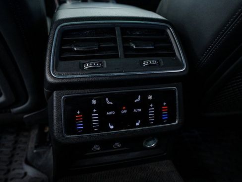 Used 2022 Audi S7 Prestige w/ Prestige Package image 55