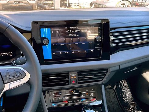 New 2026 Volkswagen Jetta SE image 6