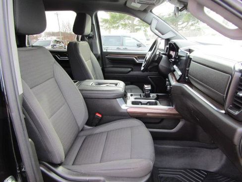 Used 2022 Chevrolet Silverado 1500 RST w/ Z71 Off-Road Package image 14