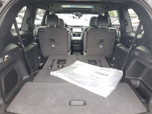 New 2026 Jeep Grand Cherokee L Limited AWD/4WD image 8