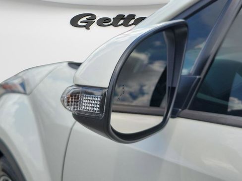 Certified 2020 Toyota C-HR XLE FWD image 26