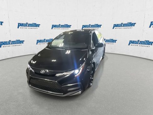 Used 2021 Toyota Corolla SE FWD image 4