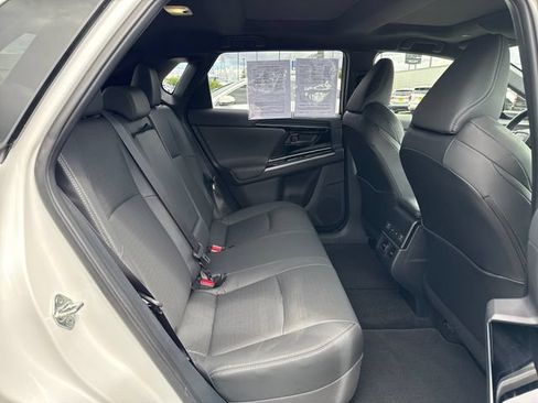 Used 2023 Subaru Solterra AWD image 10