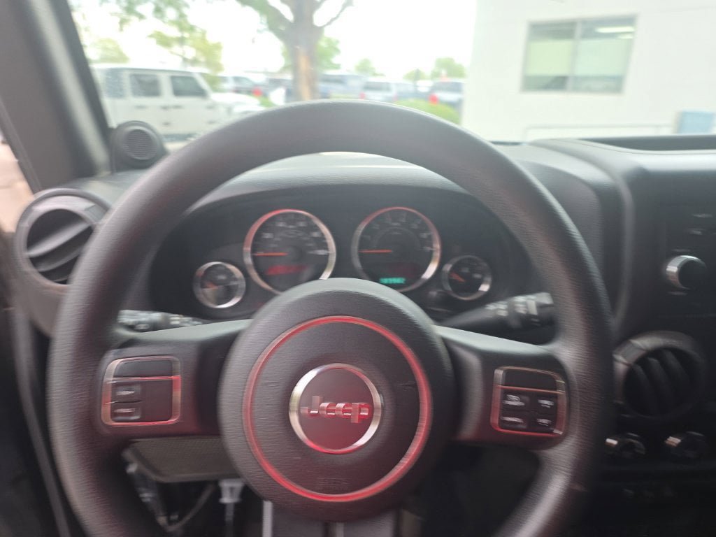 Used 2013 Jeep Wrangler Unlimited Sport AWD/4WD image 14