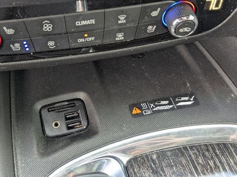 Certified 2021 Buick Enclave Avenir w/ Avenir Technology Package image 31