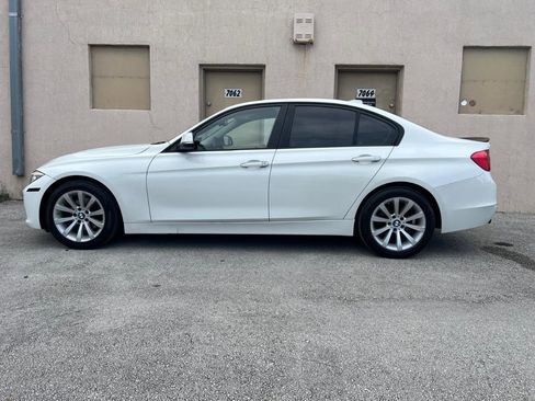 Used 2014 BMW 320i Sedan RWD image 12