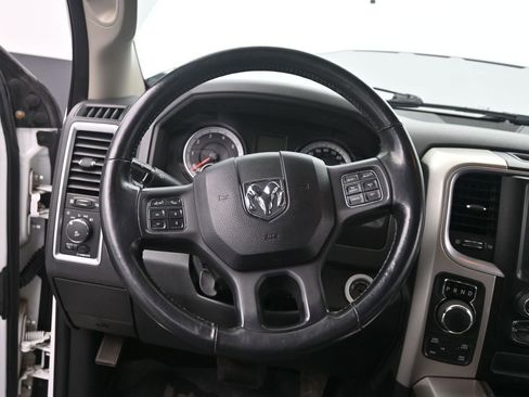 Used 2015 RAM 1500 Big Horn image 27