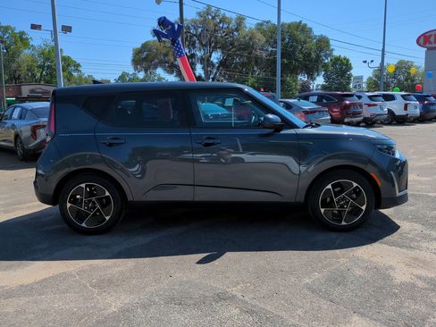 Certified 2023 Kia Soul EX image 4