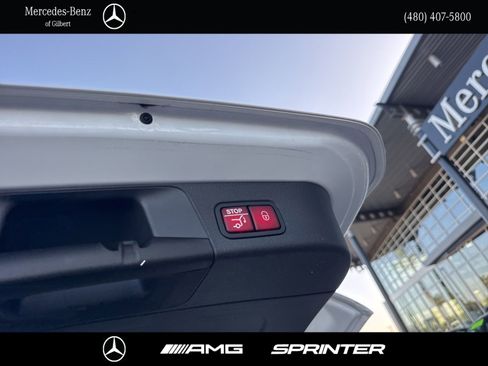 Certified 2023 Mercedes-Benz GLB 250 image 7