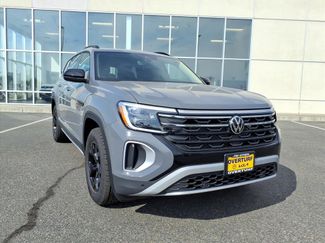 New 2026 Volkswagen Atlas Peak Edition video 1