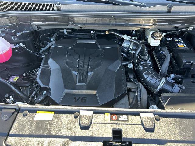 Used 2026 Kia Carnival FWD image 24