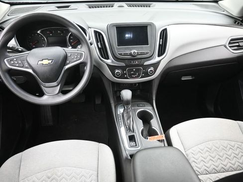 Used 2022 Chevrolet Equinox LT FWD image 15