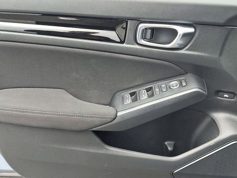 Certified 2024 Honda Civic EX image 27