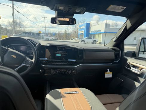 New 2026 Chevrolet Silverado 2500 High Country AWD/4WD image 18