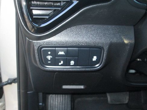 Used 2020 Kia Soul EX image 13