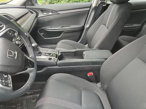 Used 2019 Honda Civic EX image 5