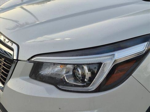 Used 2019 Subaru Forester Touring AWD/4WD image 14
